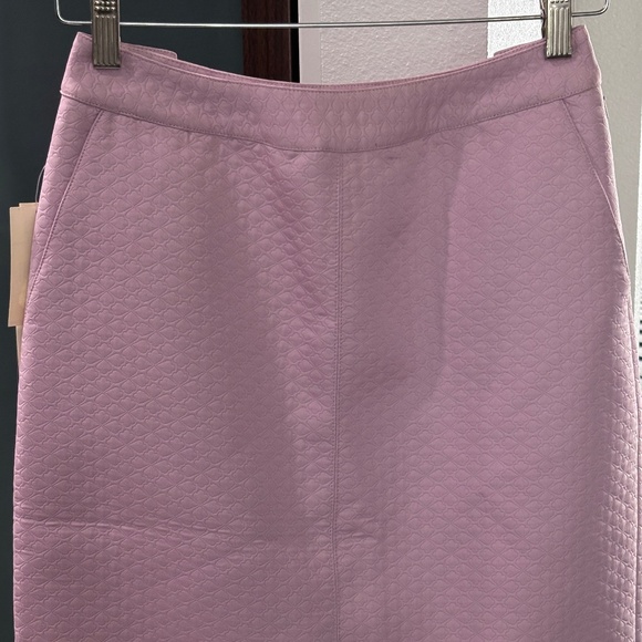 Perry Ellis Faux Leather Pencil Skirt - Mauve / Lilac Size 2 - Picture 4 of 11